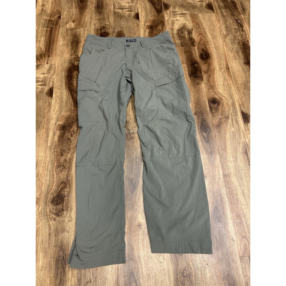 Arc'teryx Rampart Pants Mens 34 (Measured 34 x 31)